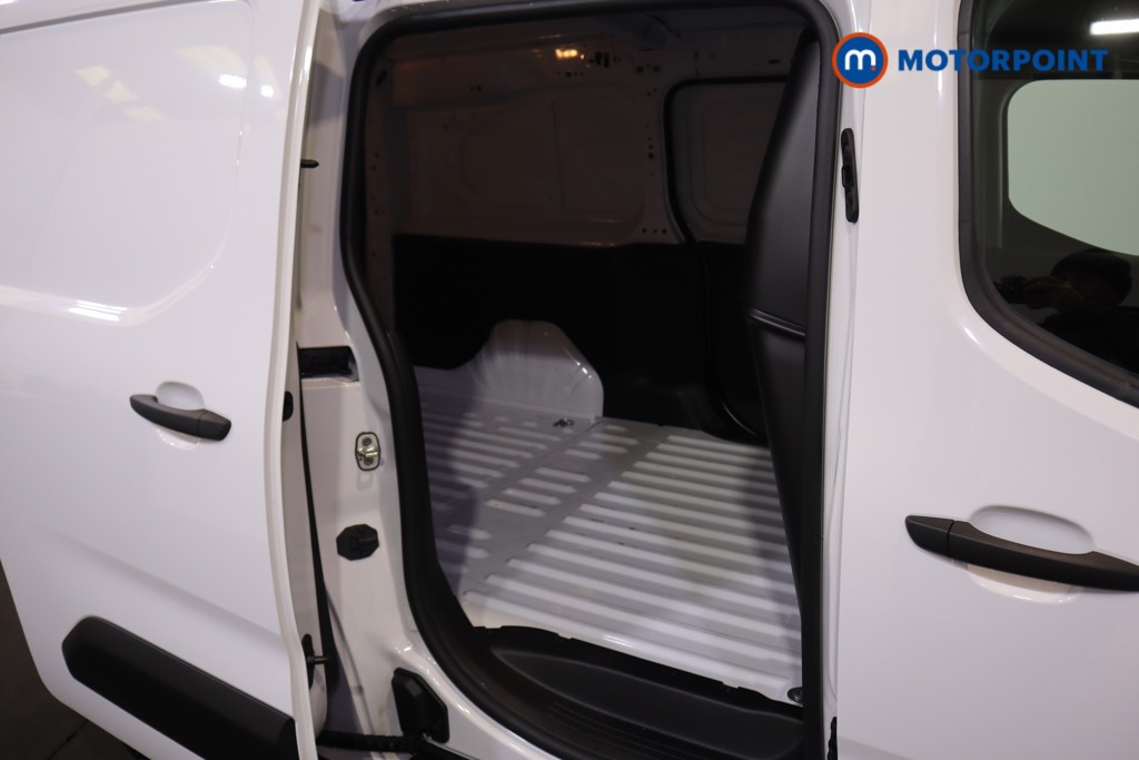 Used Peugeot Partner 2024 for sale - 76367231: Photo 25