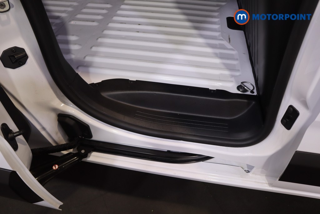 Used Peugeot Partner 2024 for sale - 76367231: Photo 27
