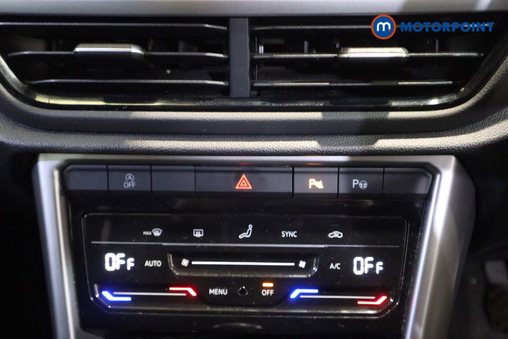 Used Volkswagen T-Roc 2023 for sale - 77834611: Photo 29