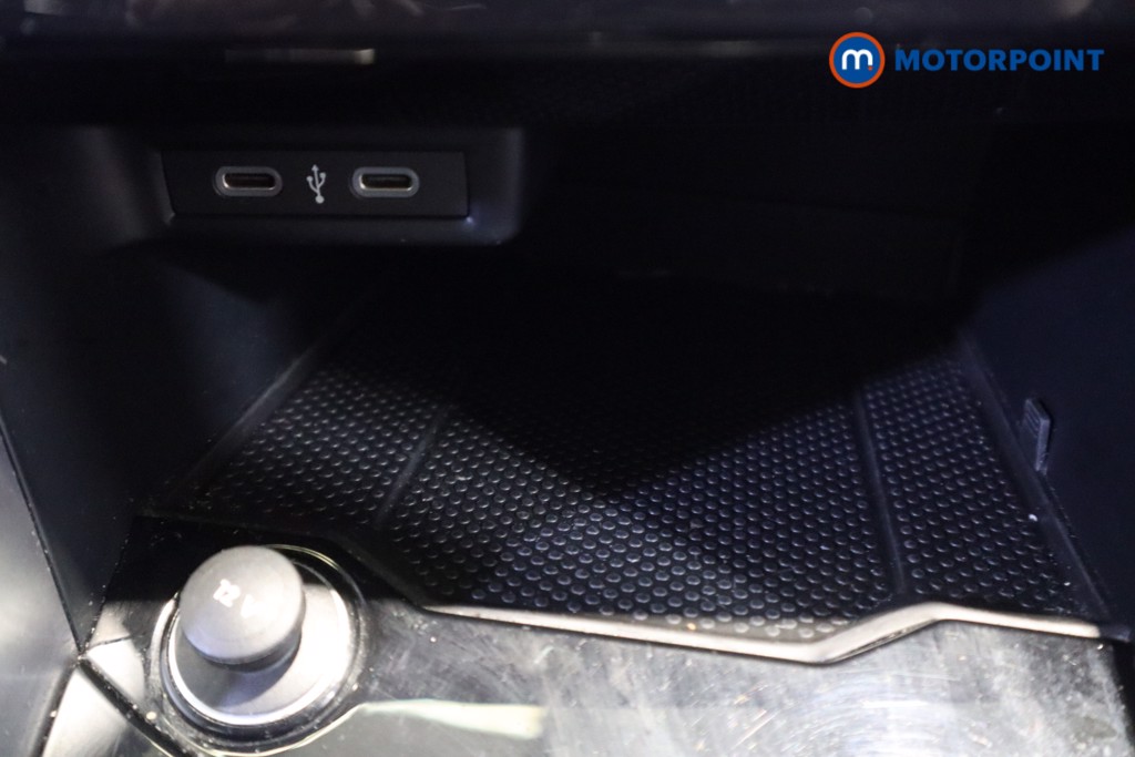 Used Volkswagen T-Roc 2023 for sale - 77834611: Photo 31