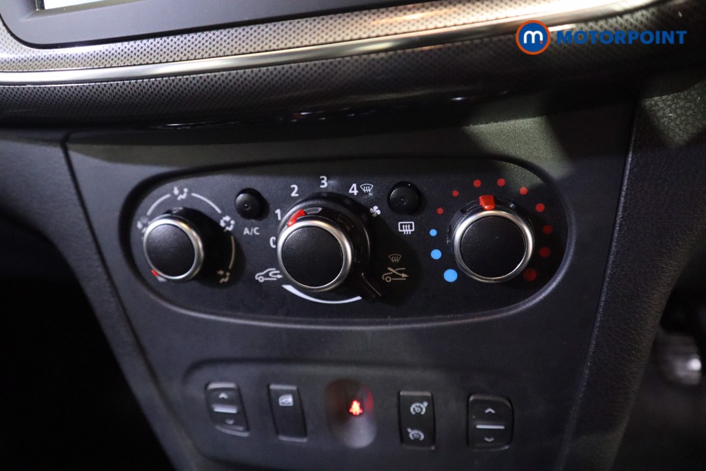 Used Dacia Sandero Stepway 2019 for sale - 76653688: Photo 11