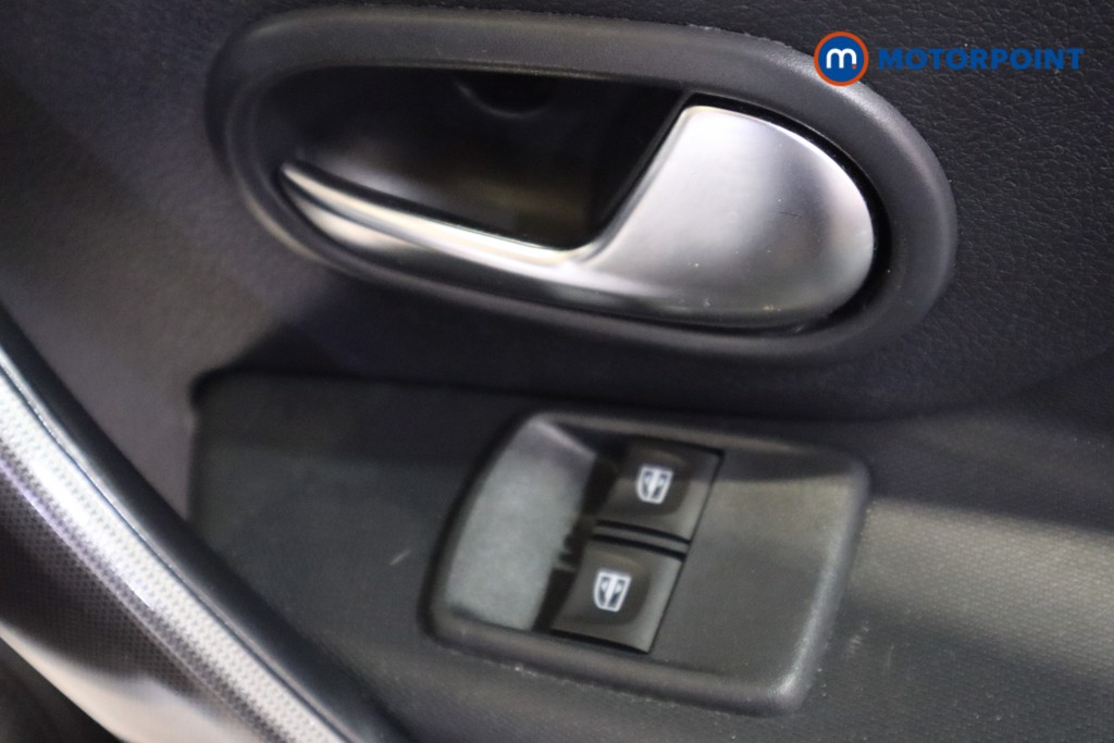 Used Dacia Sandero Stepway 2019 for sale - 76653688: Photo 14