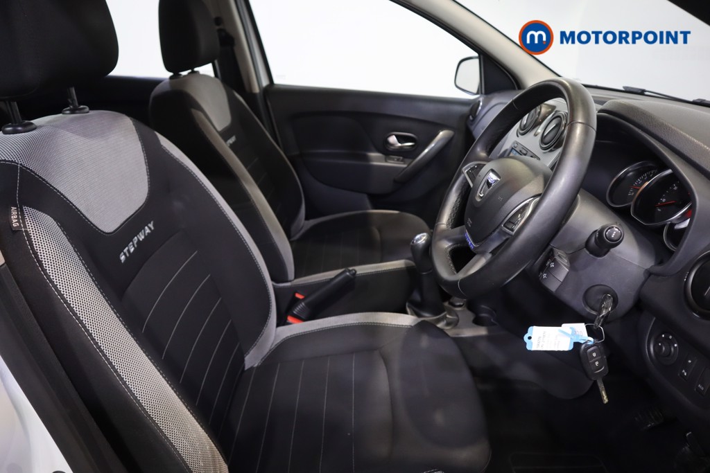 Used Dacia Sandero Stepway 2019 for sale - 76653688: Photo 18