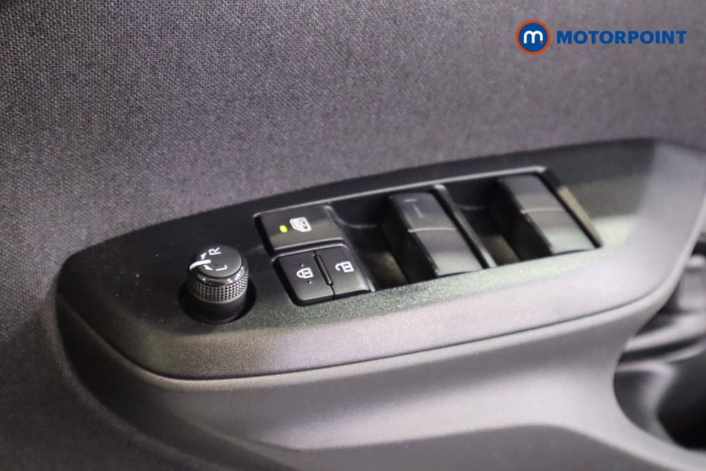 Used Toyota Yaris 2025 for sale - 76797329: Photo 18