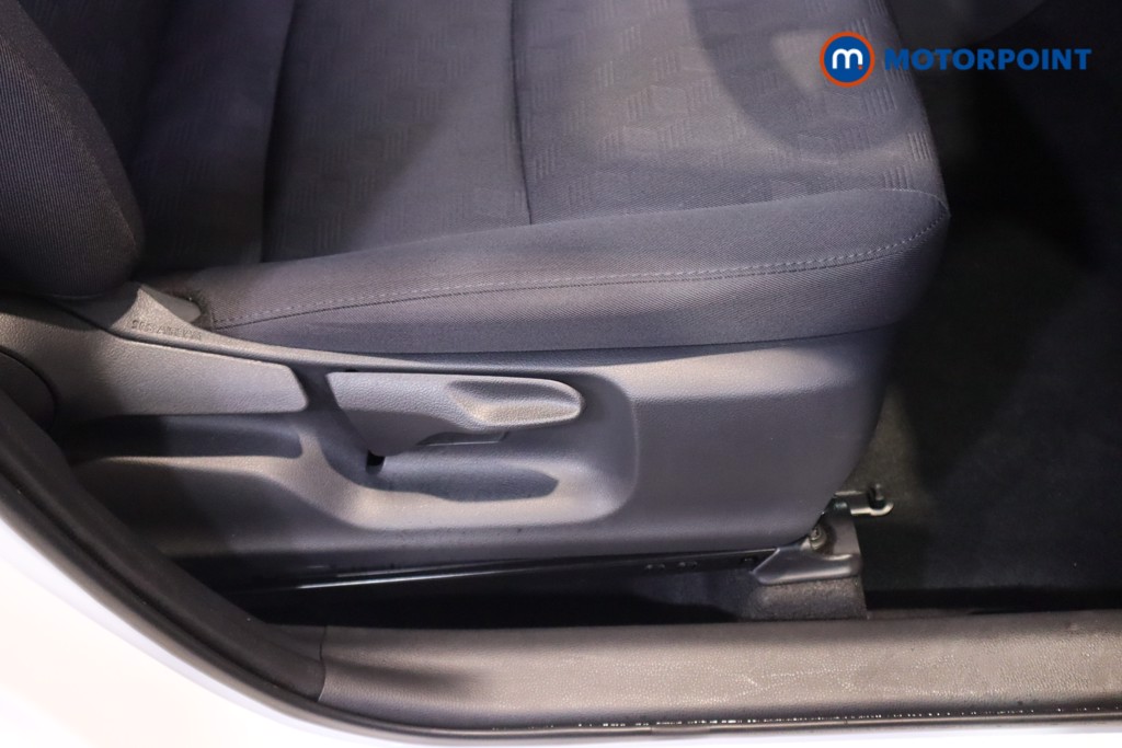 Used Toyota Yaris 2025 for sale - 76797329: Photo 23