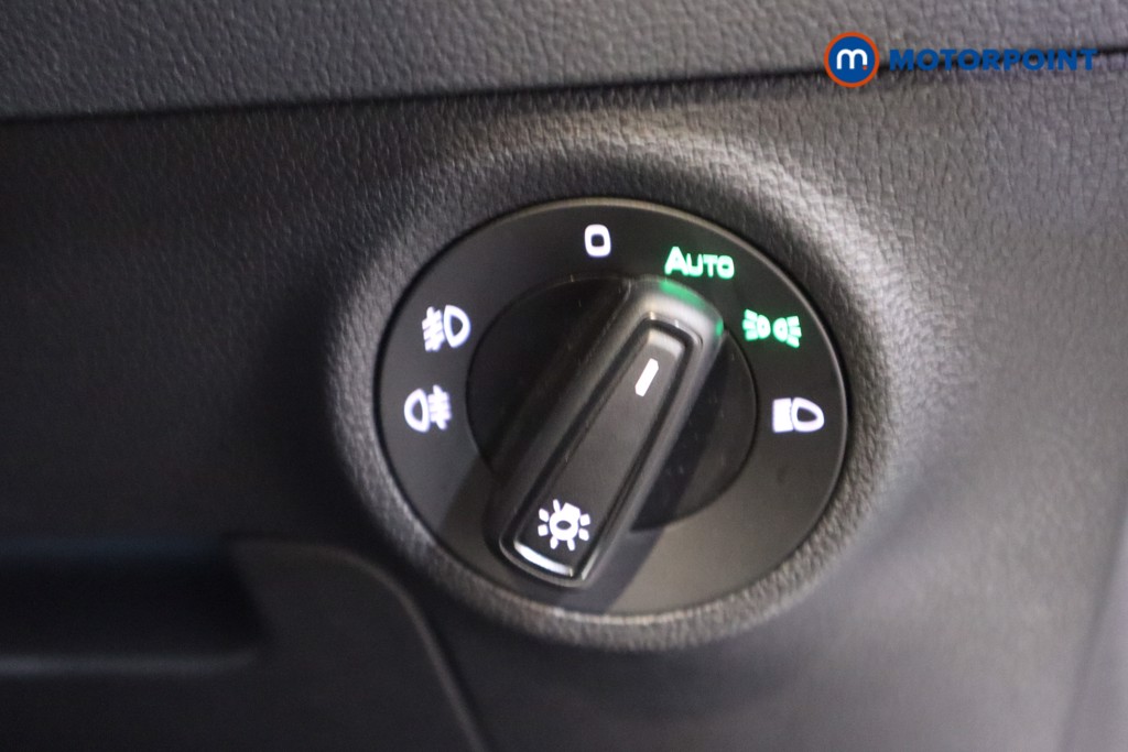 Used Skoda Karoq 2024 for sale - 77148898: Photo 19