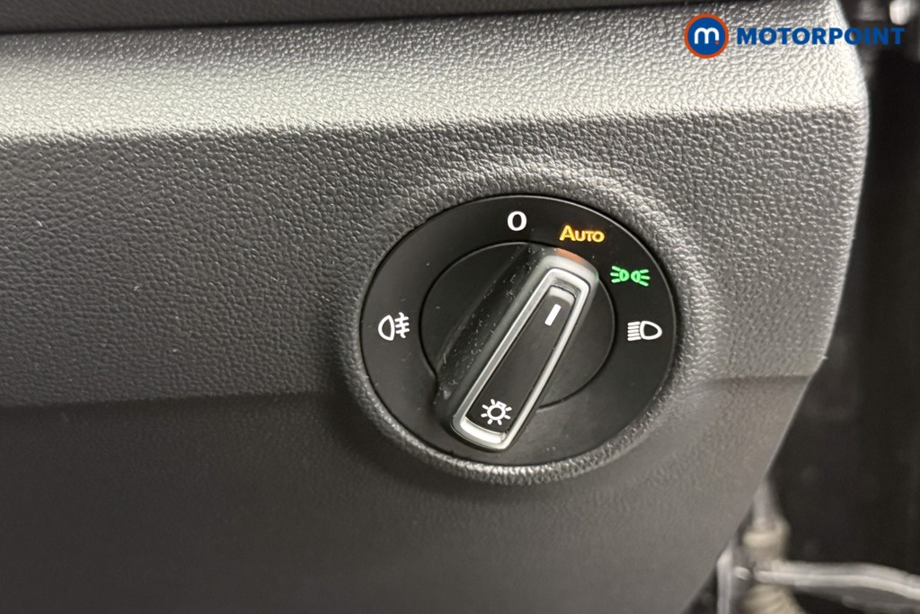 Used Volkswagen T-Roc 2022 for sale - 77033911: Photo 24