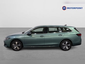 Used Volkswagen Passat 2025 for sale - 76428716: Photo