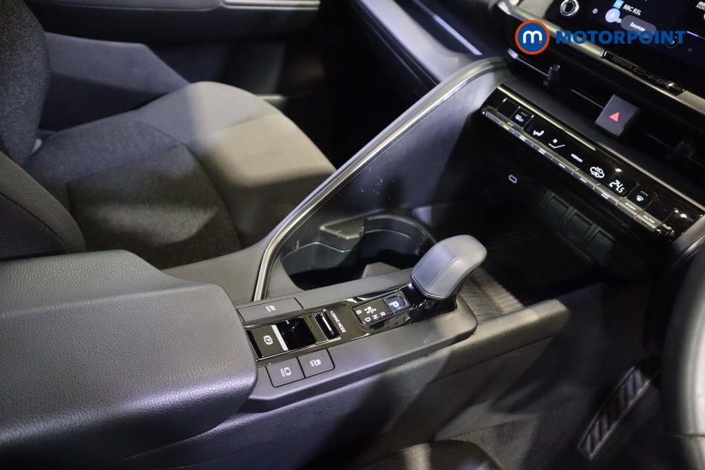 Used Toyota C-HR 2024 for sale - 76279039: Photo 15