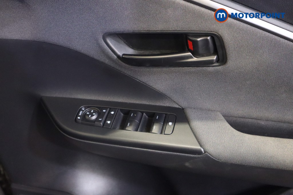 Used Toyota C-HR 2024 for sale - 76279039: Photo 18