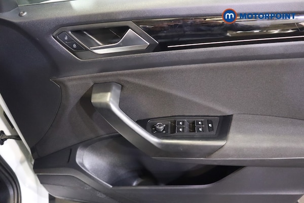 Used Volkswagen T-Roc 2021 for sale - 76162257: Photo 17
