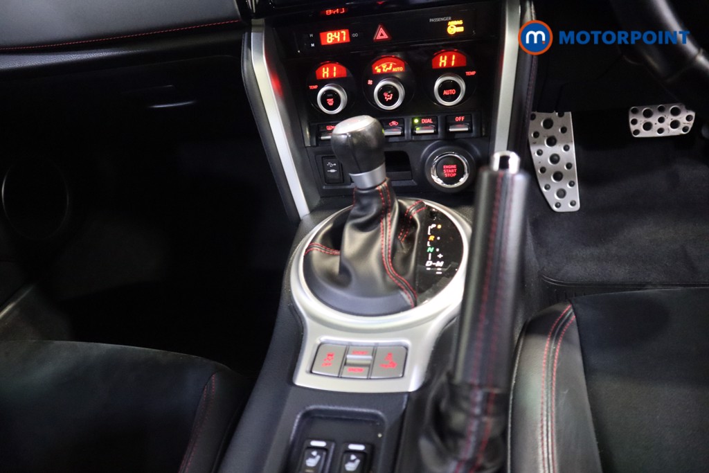 Used Subaru BRZ 2018 for sale - 76599596: Photo 14