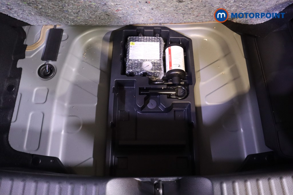 Used Toyota Aygo X 2024 for sale - 76540901: Photo 32