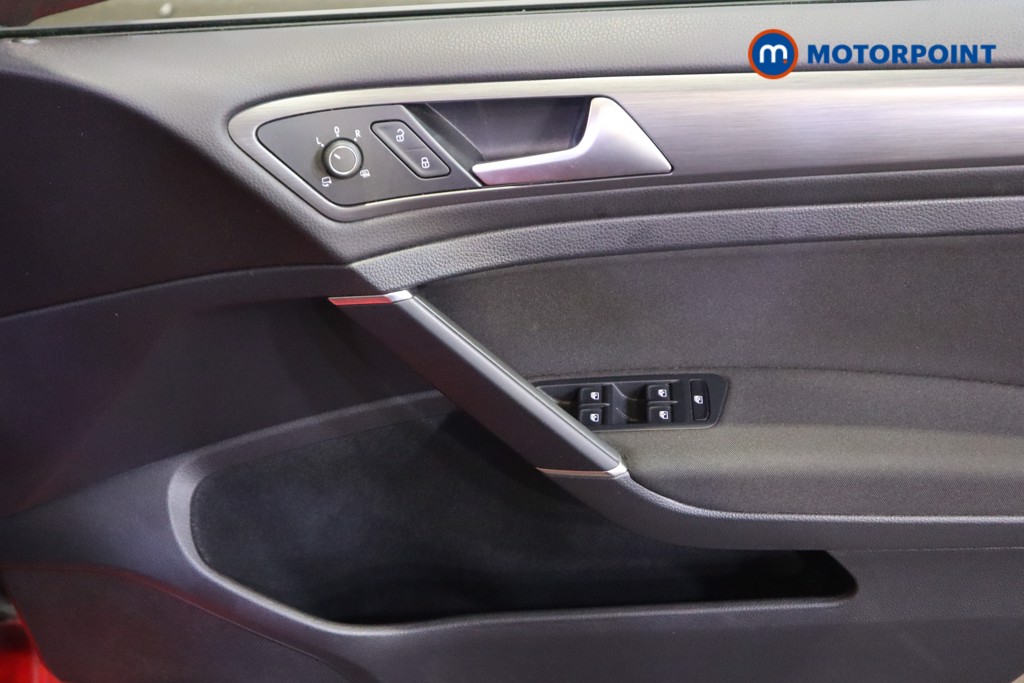 Used Volkswagen Golf 2017 for sale - 77327050: Photo 21