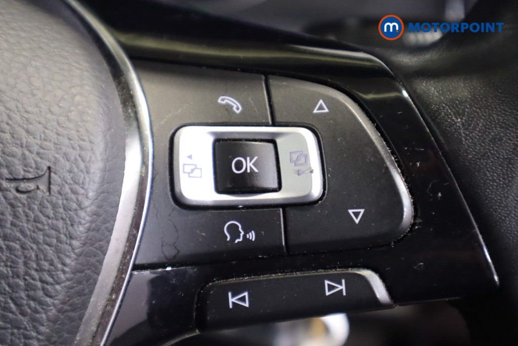 Used Volkswagen Golf 2017 for sale - 77327050: Photo 25