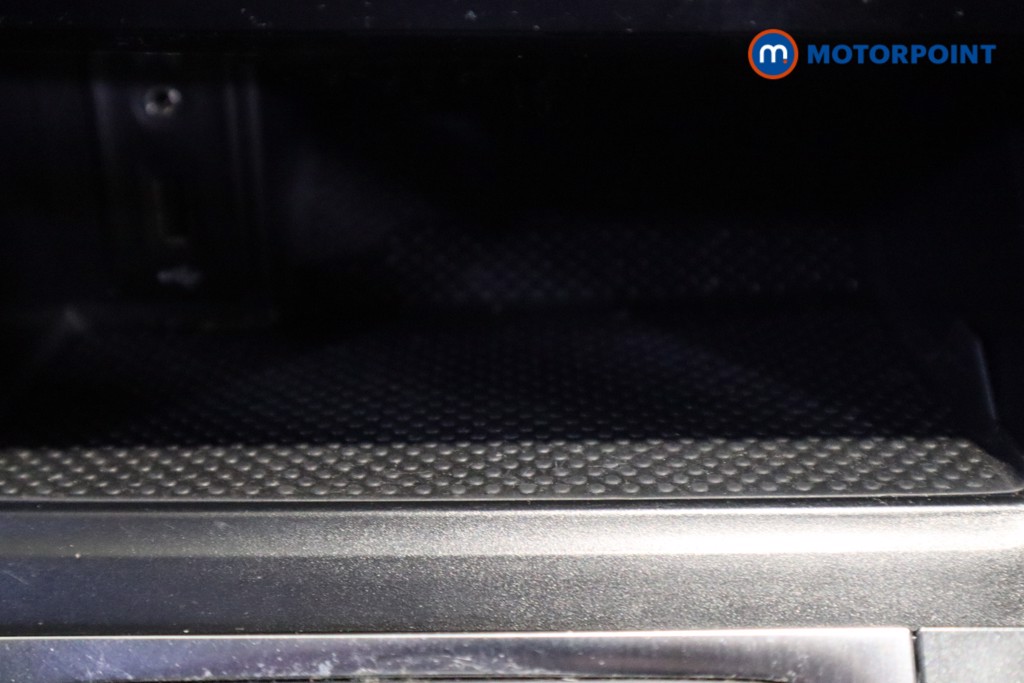 Used Volkswagen Golf 2017 for sale - 77327050: Photo 29