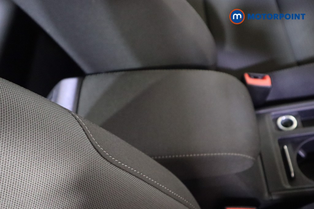 Used Volkswagen Golf 2017 for sale - 77327050: Photo 34