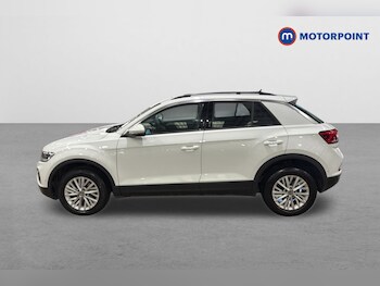Used Volkswagen T-Roc 2023 for sale - 78311115: Photo