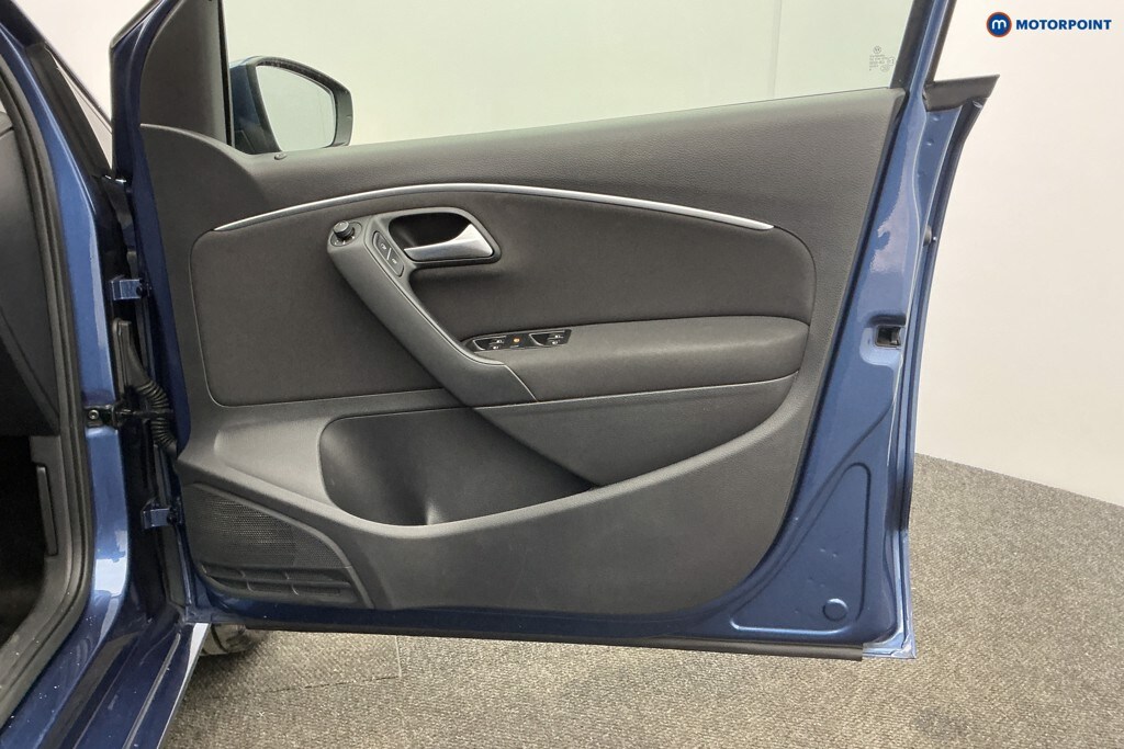 Used Volkswagen Polo 2016 for sale - 78173209: Photo 30