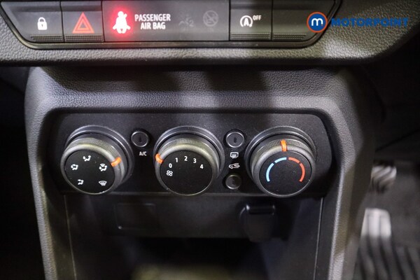 Used Dacia Sandero 2022 for sale - 76056328: Photo 27