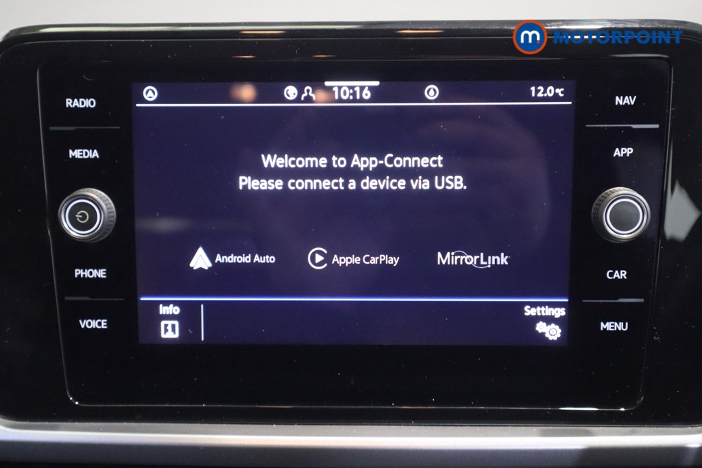 Used Volkswagen T-Roc 2022 for sale - 77653945: Photo 10