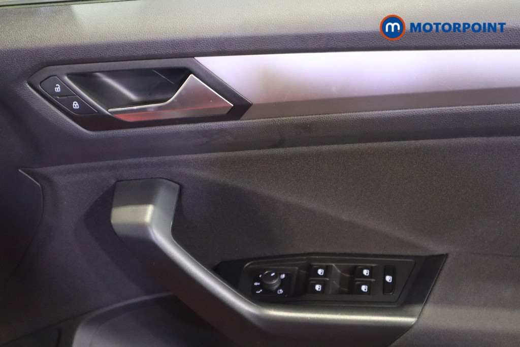 Used Volkswagen T-Roc 2022 for sale - 77653945: Photo 22