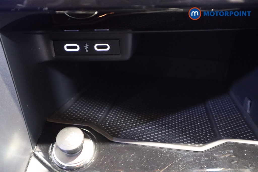 Used Volkswagen T-Roc 2022 for sale - 77653945: Photo 29