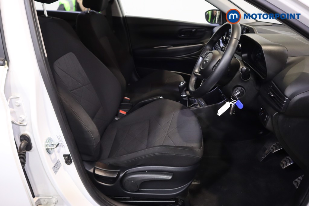 Used Hyundai BAYON 2023 for sale - 77319353: Photo 14