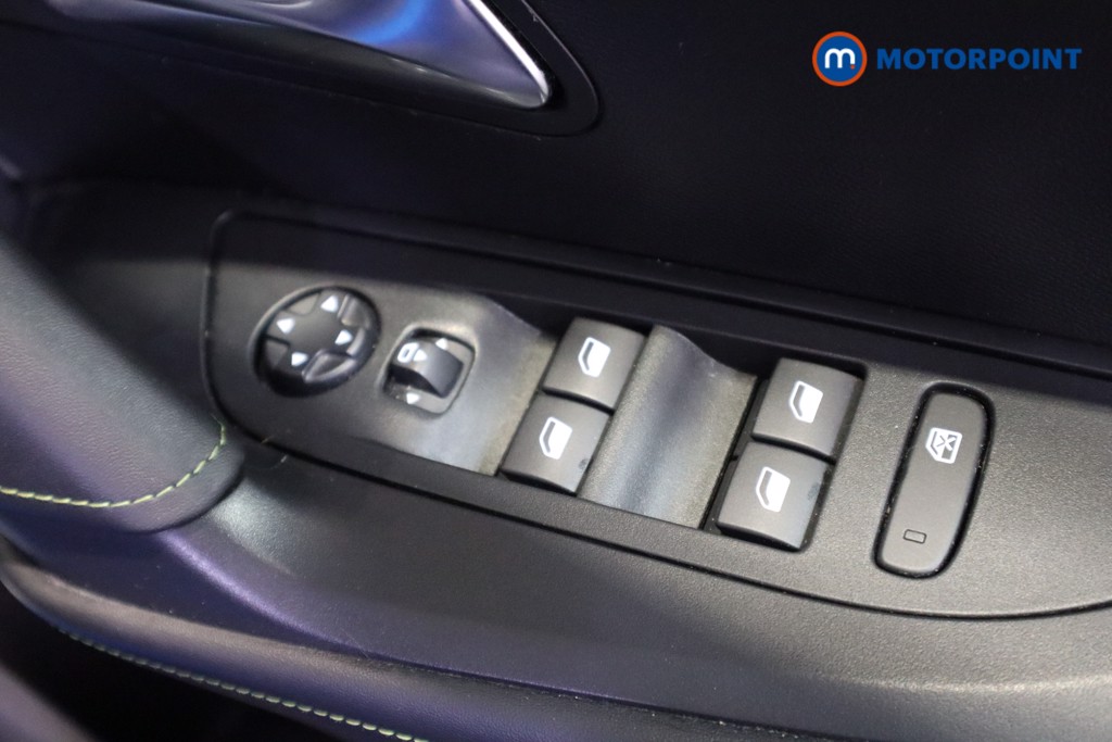 Used Peugeot 2008 2022 for sale - 76565752: Photo 13