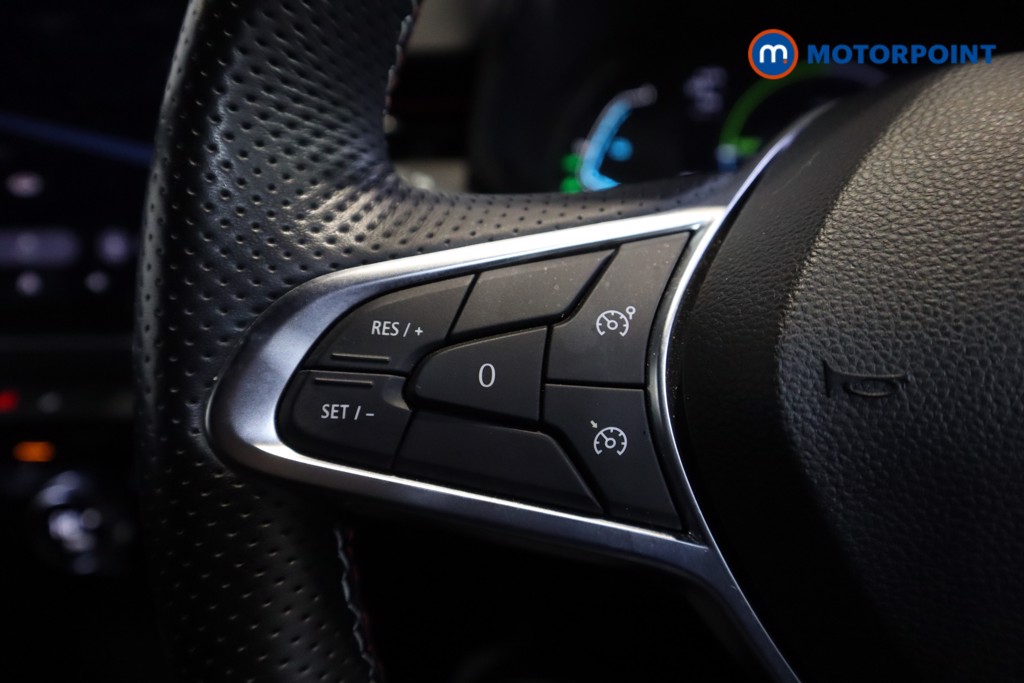 Used Renault Clio 2021 for sale - 76969295: Photo 16