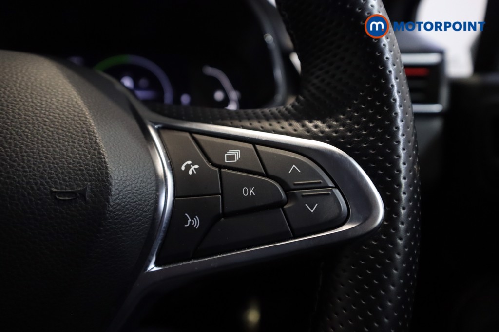 Used Renault Clio 2021 for sale - 76969295: Photo 18