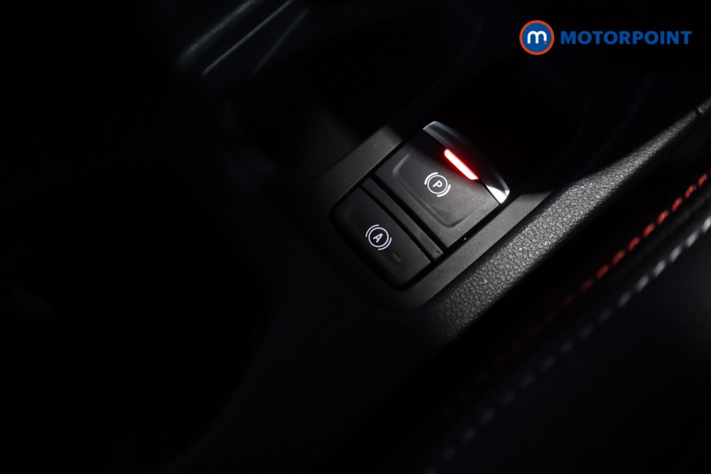 Used Renault Clio 2021 for sale - 76969295: Photo 30