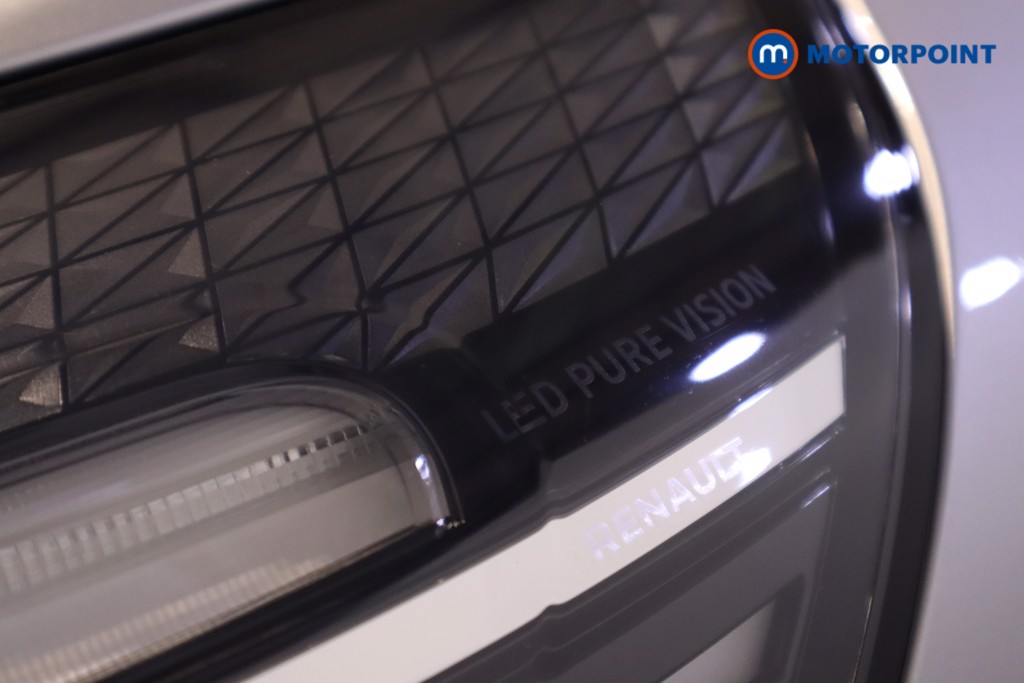 Used Renault Clio 2021 for sale - 76969295: Photo 51