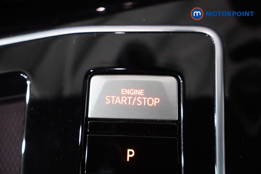 Used Volkswagen Golf 2024 for sale - 77620213: Photo 21