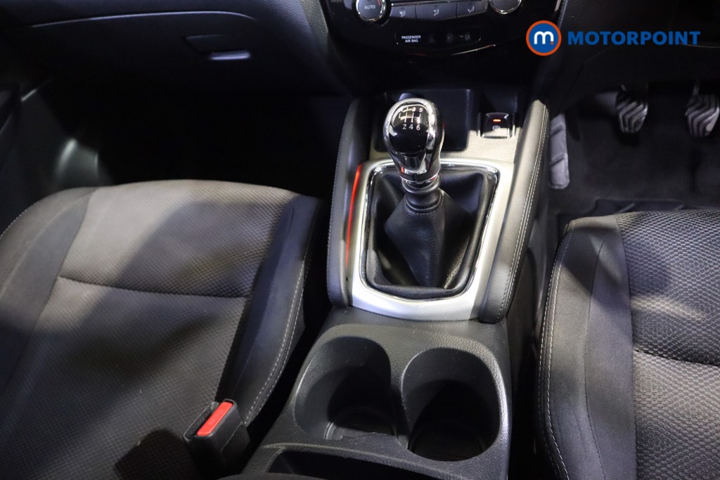 Used Nissan Qashqai 2016 for sale - 76856968: Photo 14