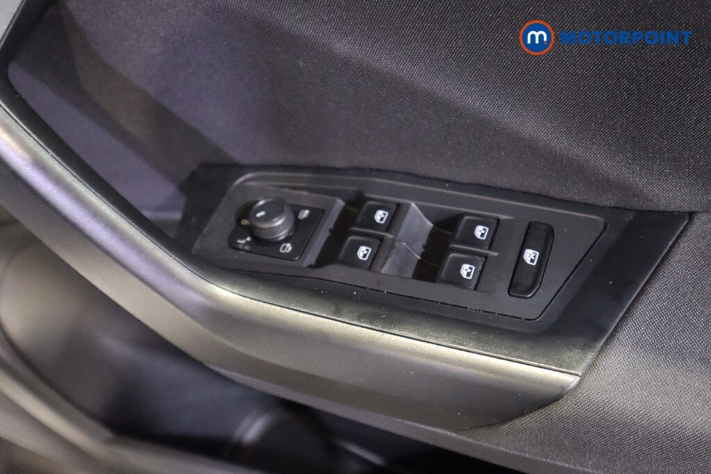Used Volkswagen T-Roc 2022 for sale - 76290812: Photo 19