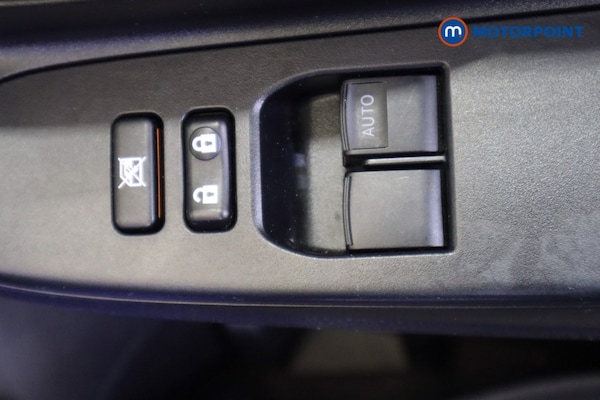 Used Toyota Yaris 2019 for sale - 76157538: Photo 23