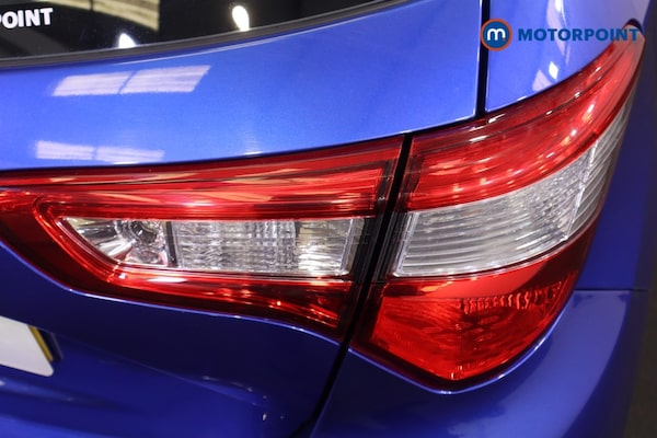 Used Toyota Yaris 2019 for sale - 76157538: Photo 37