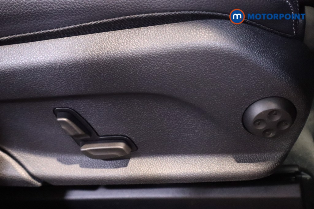 Used Mercedes-Benz EQC 2021 for sale - 77327001: Photo 25