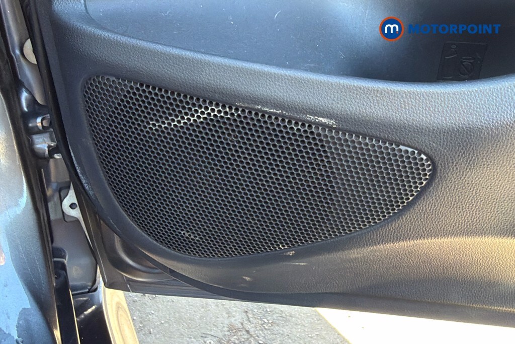 Used Toyota Yaris 2022 for sale - 78123530: Photo 22