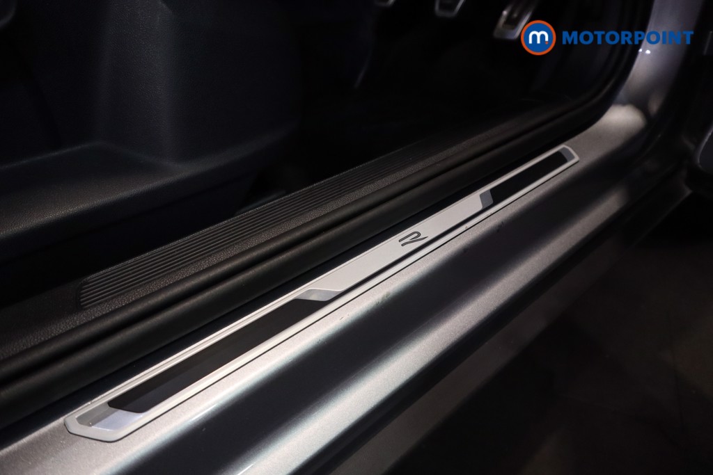 Used Volkswagen T-Roc 2022 for sale - 76889994: Photo 14