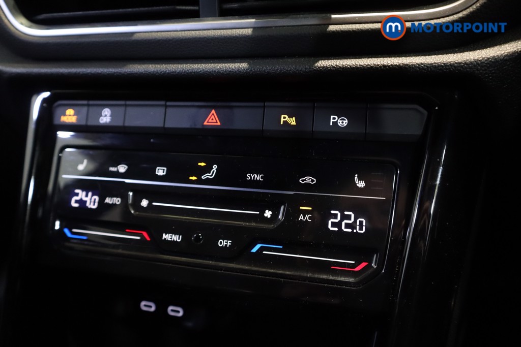 Used Volkswagen T-Roc 2022 for sale - 76889994: Photo 29