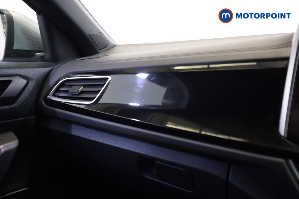 Used Volkswagen T-Roc 2022 for sale - 76889994: Photo 35