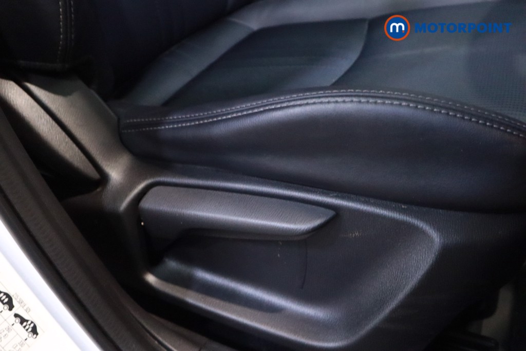 Used Mazda CX-3 2018 for sale - 77546000: Photo 15