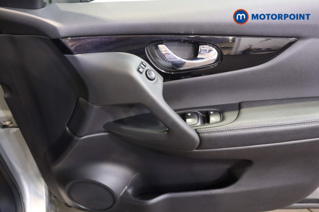 Used Nissan Qashqai 2018 for sale - 77168240: Photo 17