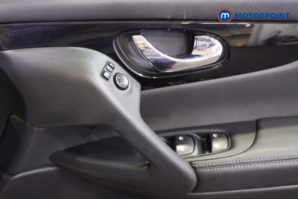 Used Nissan Qashqai 2018 for sale - 77168240: Photo 18