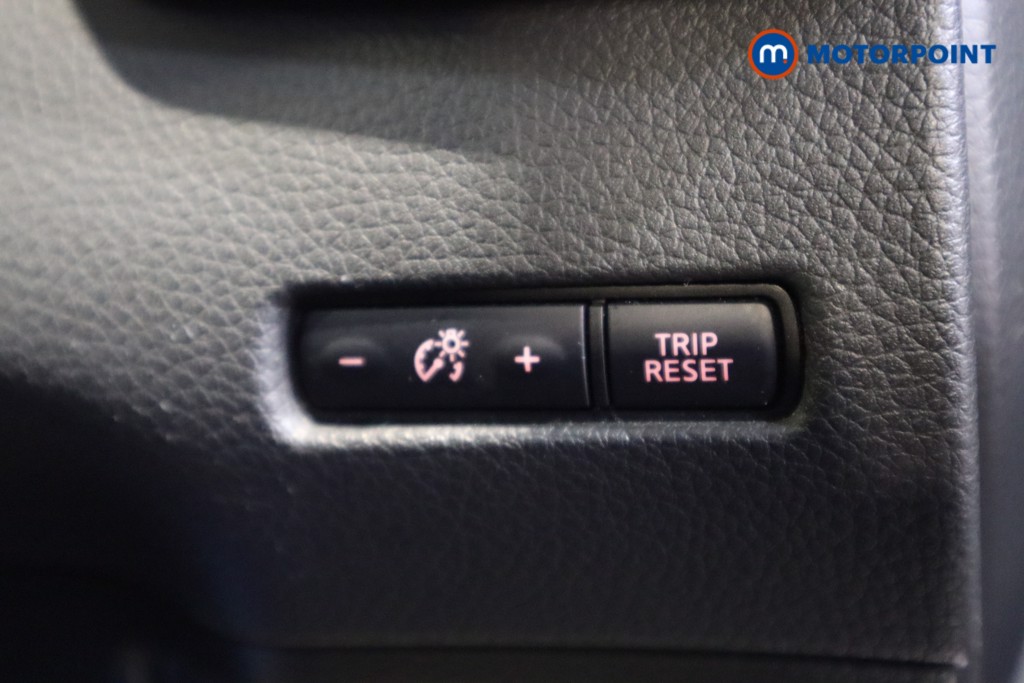 Used Nissan Qashqai 2018 for sale - 77168240: Photo 20