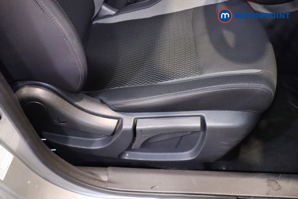 Used Nissan Qashqai 2018 for sale - 77168240: Photo 24