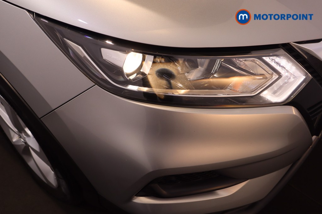 Used Nissan Qashqai 2018 for sale - 77168240: Photo 33