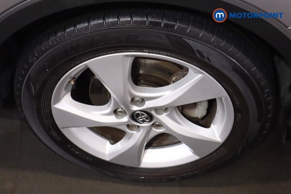Used Toyota C-HR 2019 for sale - 76162377: Photo 19
